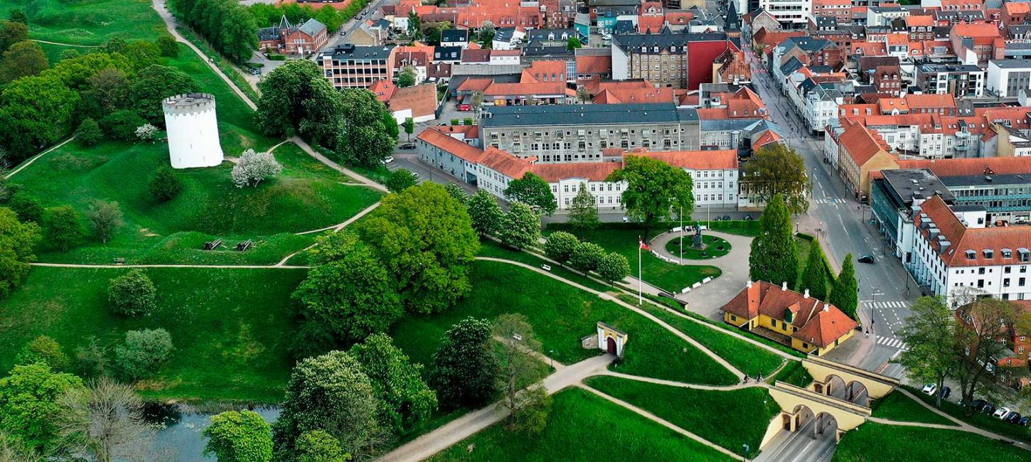 Dronefoto af Fredericia Vold