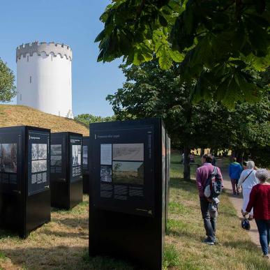 Se den historiske udstilling i juli